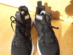 Size 4Y PUMA – Juniors Contempt Demi Fitness SHOES – Black/White