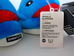 NWT Sunny Life Happy Feet Plush 3D Whale Slippers M (Children ages 4-8 years)