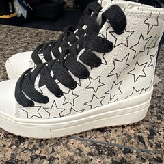 Art Class High Top Sneakers Kids Size 13 White Black Star Platform Shoes Punk
