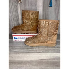UGG Classic Short Boots Kids Size 3 Tan Gold Leopard Print Metallic Suede
