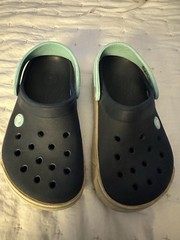 Crocs Clogs Kids Junior’s Size J1 Navy Ice Blue GUC