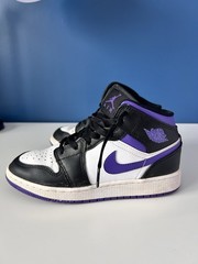 Jordan 1 Mid Dark Iris Size 4Y(GS) Woman’s 5.5