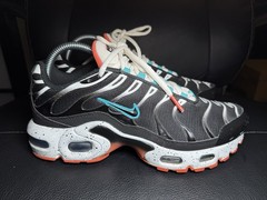 Nike Air Max Plus TN GS CD0609-014 Black / White Size 6.5Y Womens 8