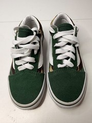 Vans Old Skool Low Top Suede Sneakers Green/Camo/White Kids US 11.5