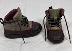 Nike ACG Boots 8 C – Woodside 2 High TD Black Tea Shoes Kids Toddler 524874-236