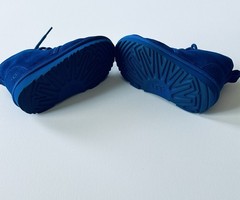 UGG Blue Suede Chukka Boots Unisex Kids Lace Up Zipper Lined Logo Accent Size 12