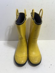 LL Bean Toddlers Puddle Stompers Yellow Rain Boots Children’s Size 1