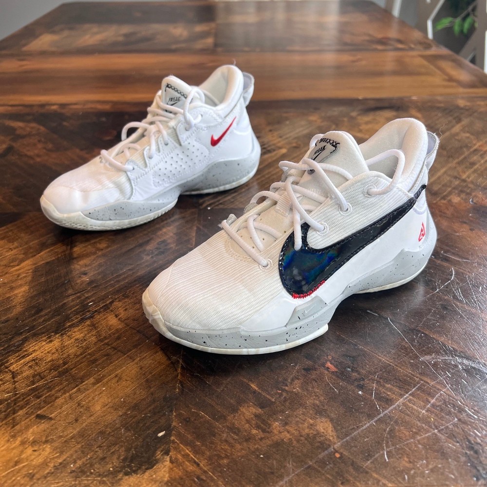 Nike Zoom Freak 2 White Black Red Kids Basketball Shoes CN8576-100 Size 13C