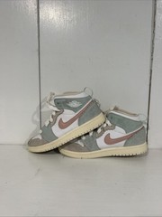 Jordan 1 Mid SEPink Oxford (GS) DZ5359-100 Size 13C Pre Owned