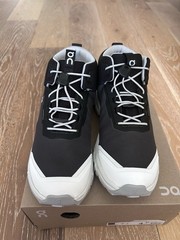 OnCloud Cloudhero Mid Waterproof Sz 4y New With Box