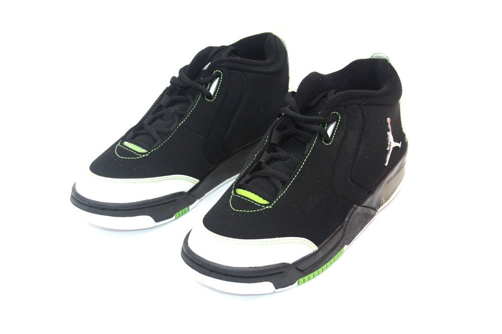 JORDAN BIG FUND (GS) BLACK/METALLIC SILVER GREEN 310091-007 BIG KIDS SHOE SIZE 5