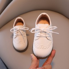Children’s Leisure Beanstalk Student Sports Board Comfortable Leather Shoes