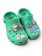 Crocs Kids Green Classic Clogs w/ Jibbitz Charms Video Gaming Boys Shoes size 4