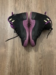 Nike Air Jordan 12 Retro Hyper Violet GS Size 9.5Y 510815-018
