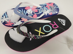 (Mismatched Color): Roxy Kids RG Pebbles Flip Flop Sandals Youth Size 1 Sample