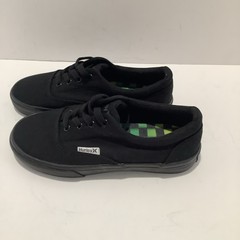 Hurley ‘Marley’ Black Canvas Sneaker Size 3 Big Kid Solid Lace Up, New