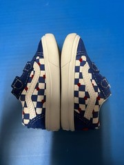 Vans Comfycush Old Skool V Toddler ‚Autism Awareness‘ Unisex Sneakers size: 4