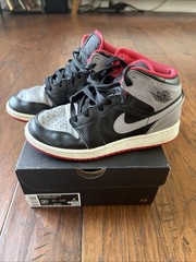 Nike Air Jordan 1 Mid (GS) Black/Cement/Gray, Size 3.5Y, DQ8423-006 Great Color