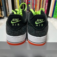 NIKE AIR FORCE 1 KIDS LV8 BLACK / GHOST GREEN DZ5287