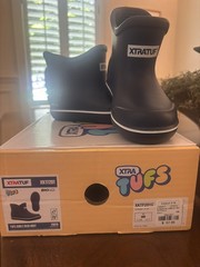 Xtratuf Size 8 Kid’s Blue Ankle Deck Boot