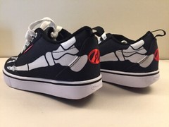 Heelys Skeleton X-ray Style Inline Skate Shoes Black White and Red Youth Size 4