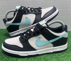 Size 5.5Y (GS) (~7W) – Nike Dunk Low ‚Tiffany‘ – A++ Mint Condition