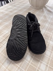UGG Neumel II Black Suede Chukka Boots Unisex Kids US Size 2 Shearling Lined