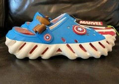 Marvel x Crocs Echo Clog Captain America Kids size 5 (crocs j5) jibbitz shown