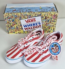 NEW Vans Old Skool Shoes Where’s Waldo Limited Edition Kids/Youth Size US 1