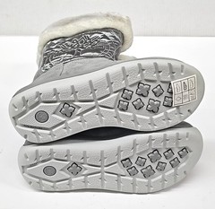Timberland Pillow Boots Kids Pre-School Size 3 Classic Cozy Winter Warm Shoes