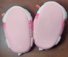 Squishmallow Peppermint Kids Slippers Size 4-5 NWT! With Bonus Stickers! (F1)
