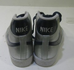 NEW Nike Blazer Mid 818705 042 silver blue white Size youth 4