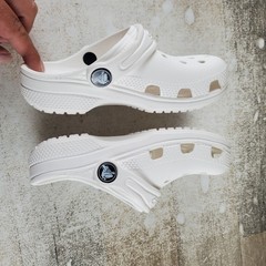 Crocs Classic Clogs Kids Sz 10 C10 White Ankle Strap Round Toe Slip-On Shoes