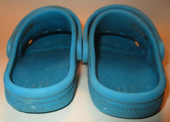 Crocs Iconic Comfort Kids size C11 (7 1/4″ long) Light Blue Slip on Play Clog