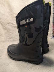 BOGS Neo Classic Melange Boots Youth Size 13 Black Waterproof Insulated Pull On