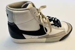 Nike Blazer blue white and grey tricolor size 8