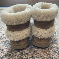 UGG Ultra Mini Fluff Boots Chestnut Kids Size 3