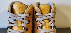 Timberland Euro hiker Shell Toe Tan Black TB 0A1LVW 231 Hiking Boots SIZE 5.5 Y