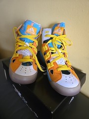 UNISEX KIDS ADIDAS EQT B-BALL Looney Tunes 071565/Size 6