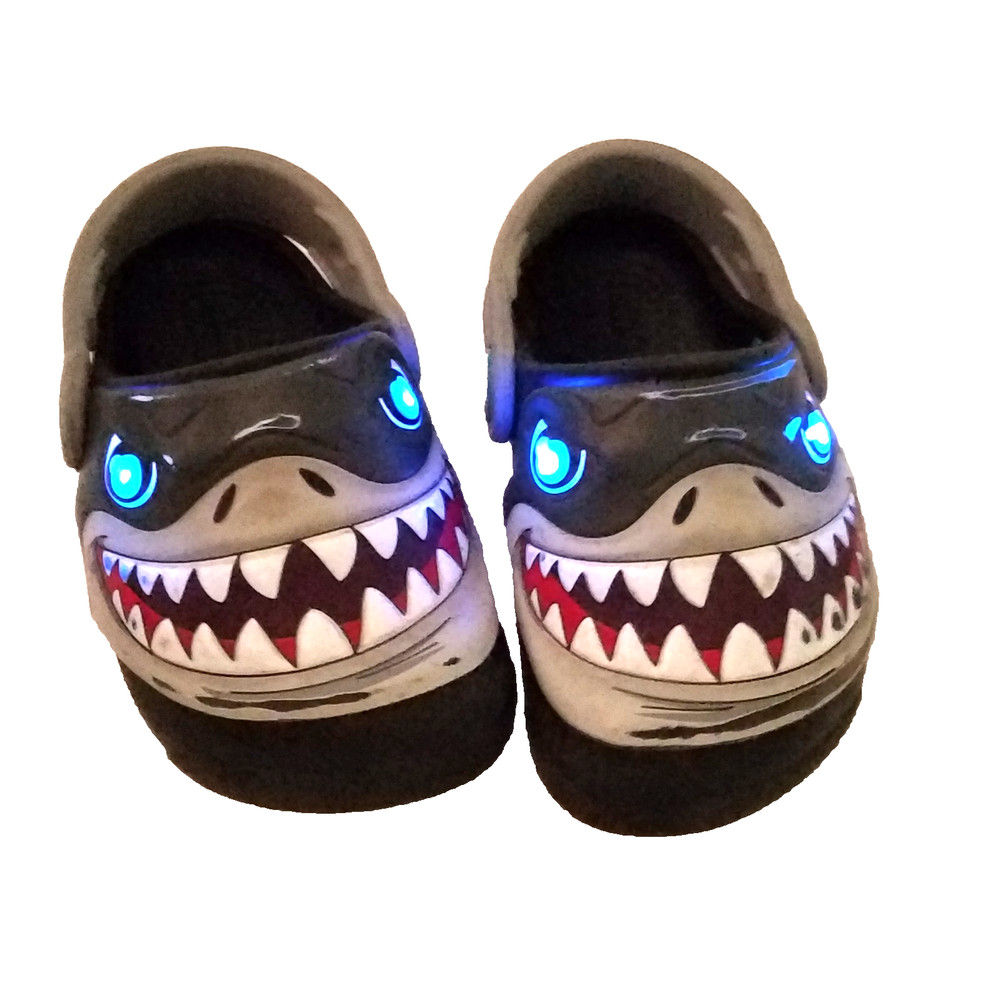 Crocs Classic Clog Kids Fun Lab Black Shark Light Up Size C 6 Slip On Sandal