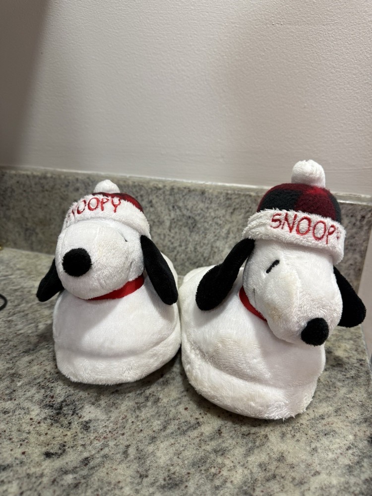 Peanuts Snoopy Slippers Kids By Schulz-Size M-13-1