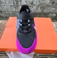 Nike Sonic Fly Size 13c