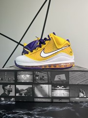 nike LeBron vii QS media day | size: 6 men’s | 6 Y | 7.5 women’s