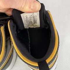 Nike Jordan 1 Mid Yellow White Black (640735 177) Size 9C