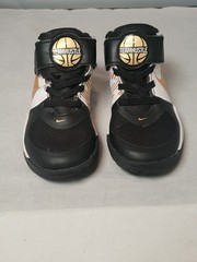Nike Team Hustle Shoe D9 ‚Black White Gold‘ AQ4225 Size 10C Lace Ankle Strap