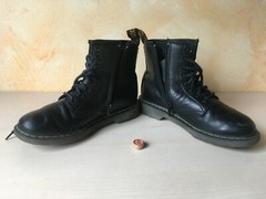 DR MARTENS DELANEY ZIPPERED LEATHER AMPHIBIANS Black EUR. 34