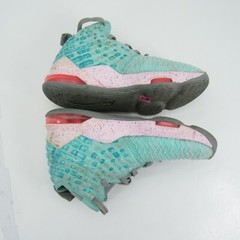 Nike Air LeBron 17 XVII South Beach Size 6Y Youth Aqua Blue Pink BQ5594-444