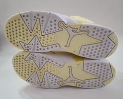 Jordan 6 Retro (PS) Dynamic Yellow Floral Sneakers 2019 Size 3Y Kids 543389800 D