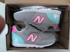 New Balance Kids 515 New B Hook & Loop Sneakers Shoes US 6 Grey