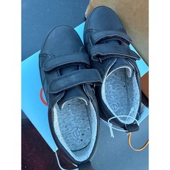 Cat & Jack Dino Sneakers Kids Black Hook and Loop Low Top Shoes Size 11 NEW